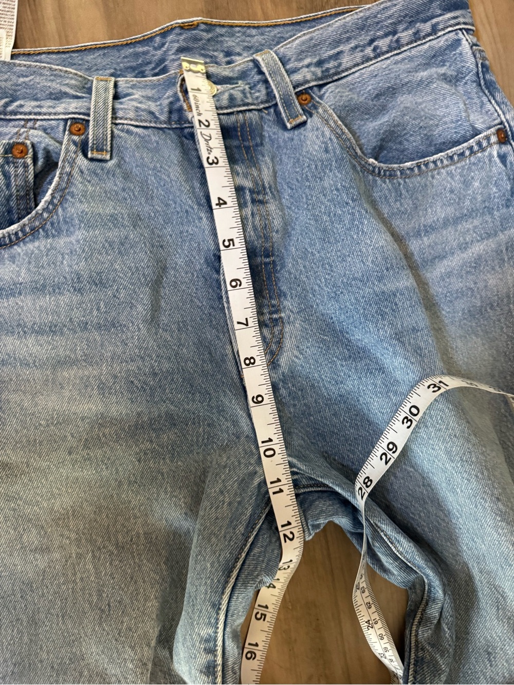 Levi's Light Blue Straight Leg Women's Jeans - Picture 9 of 11